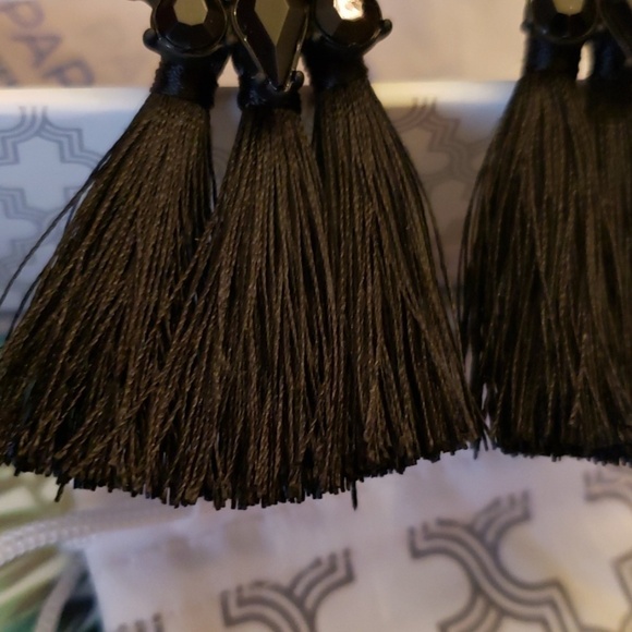 đť…şPARK LANE style yourself. Beautiful earrings very well made designer by PL. - Picture 6 of 6